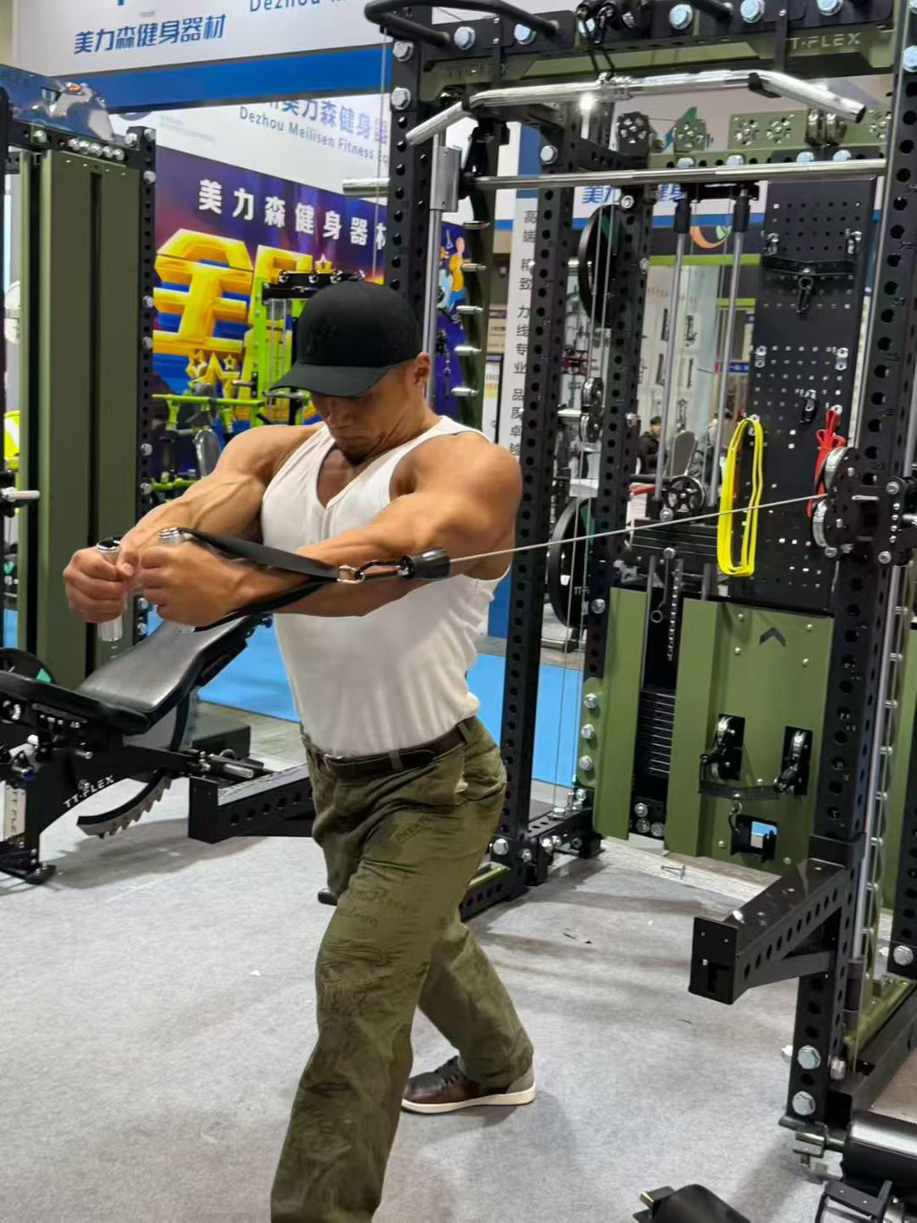 Premium 3D Multi-Functional Trainer — image 2